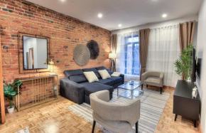 Spacious Apartment in the Plateau with Parking